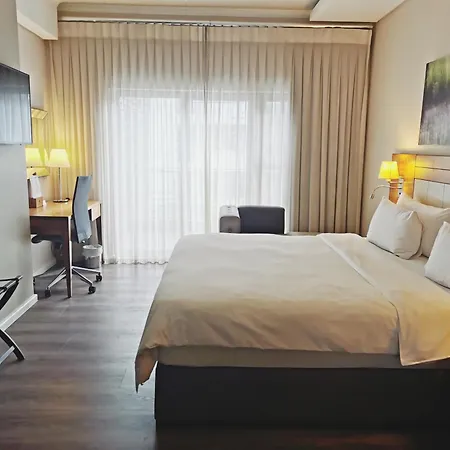 Doubletree By Hilton Cape Town Upper Eastside-3